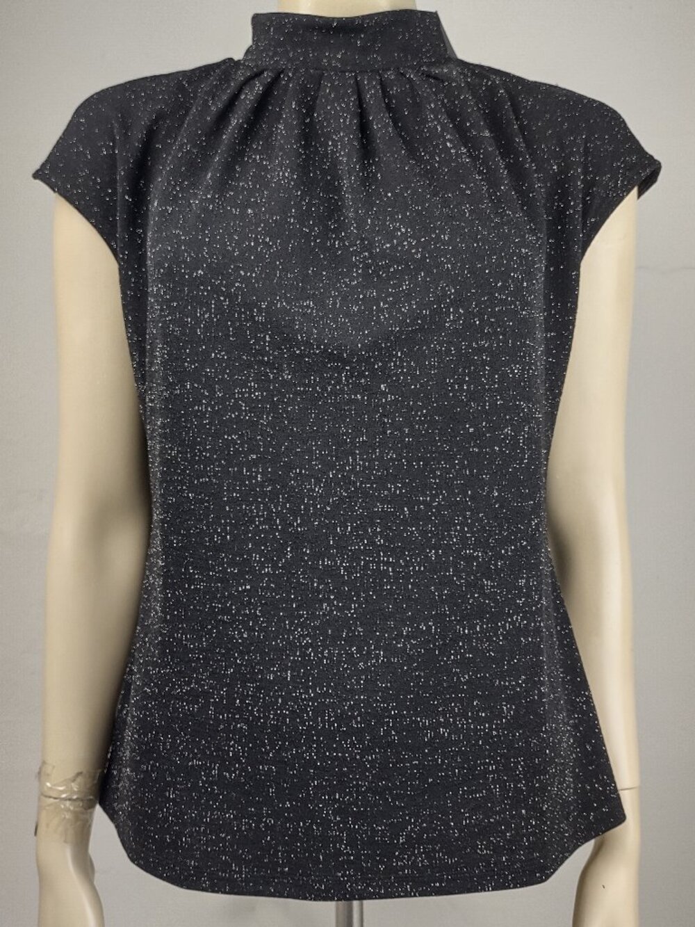 NWT Ann Taylor black metallic mock neck short sleeve blouse top womens Medium